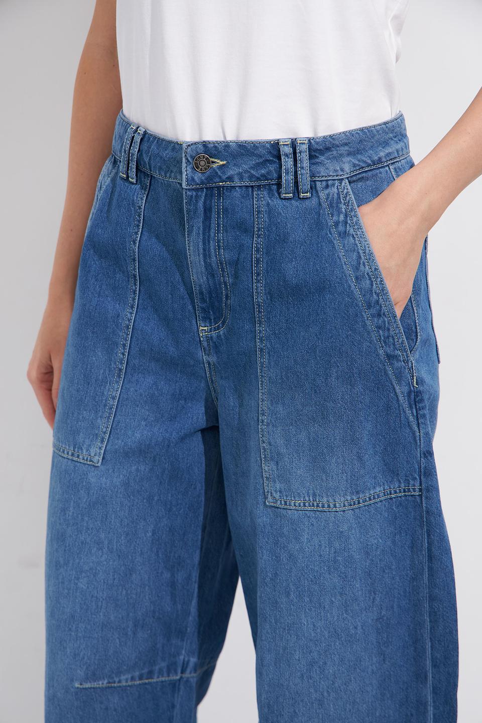 Джинсы Lecomte шаровары с вышивкой