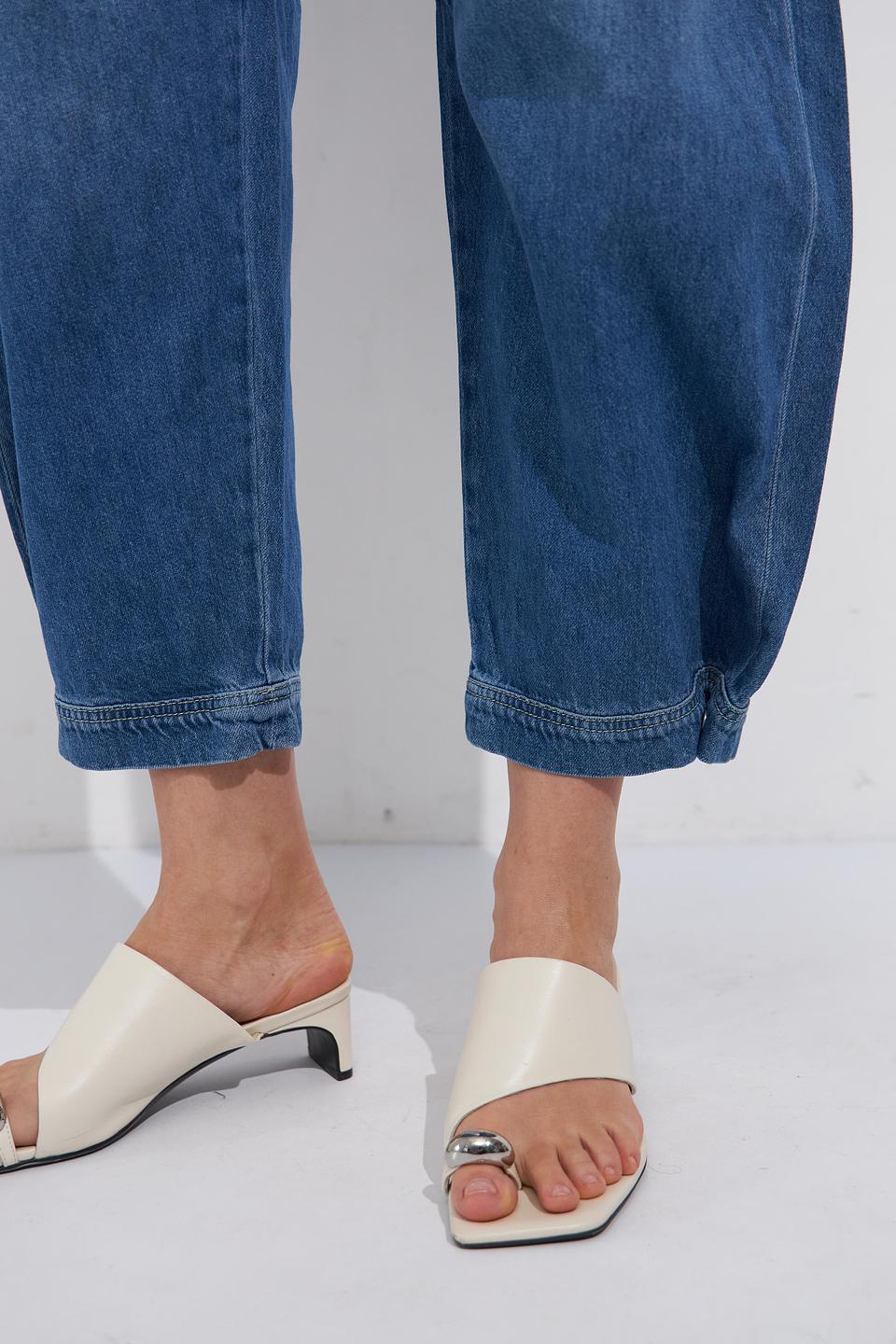 Джинсы Lecomte шаровары с вышивкой