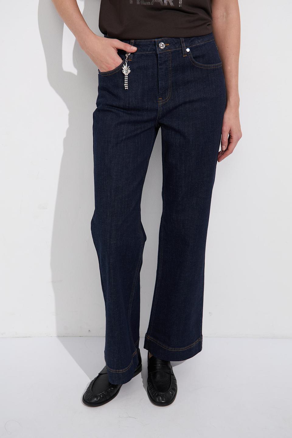 Джинсы Monari с декоративной вышивкой