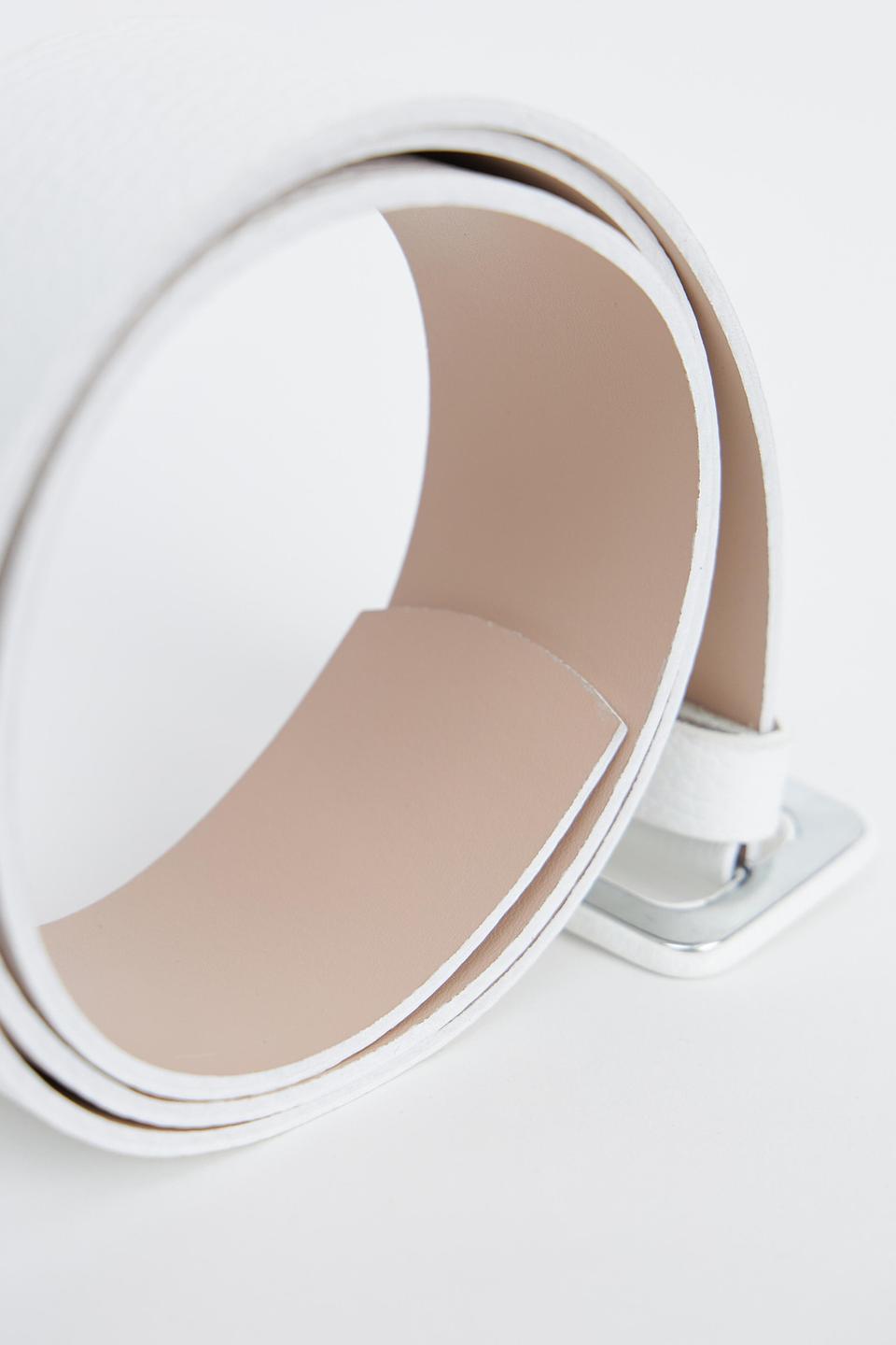 Ремень Fabretti белый с квадратной пряжкой