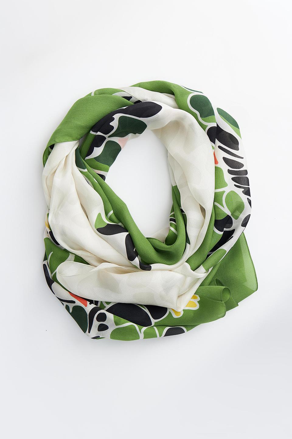 Шарф Marc Cain с цветочным принтом