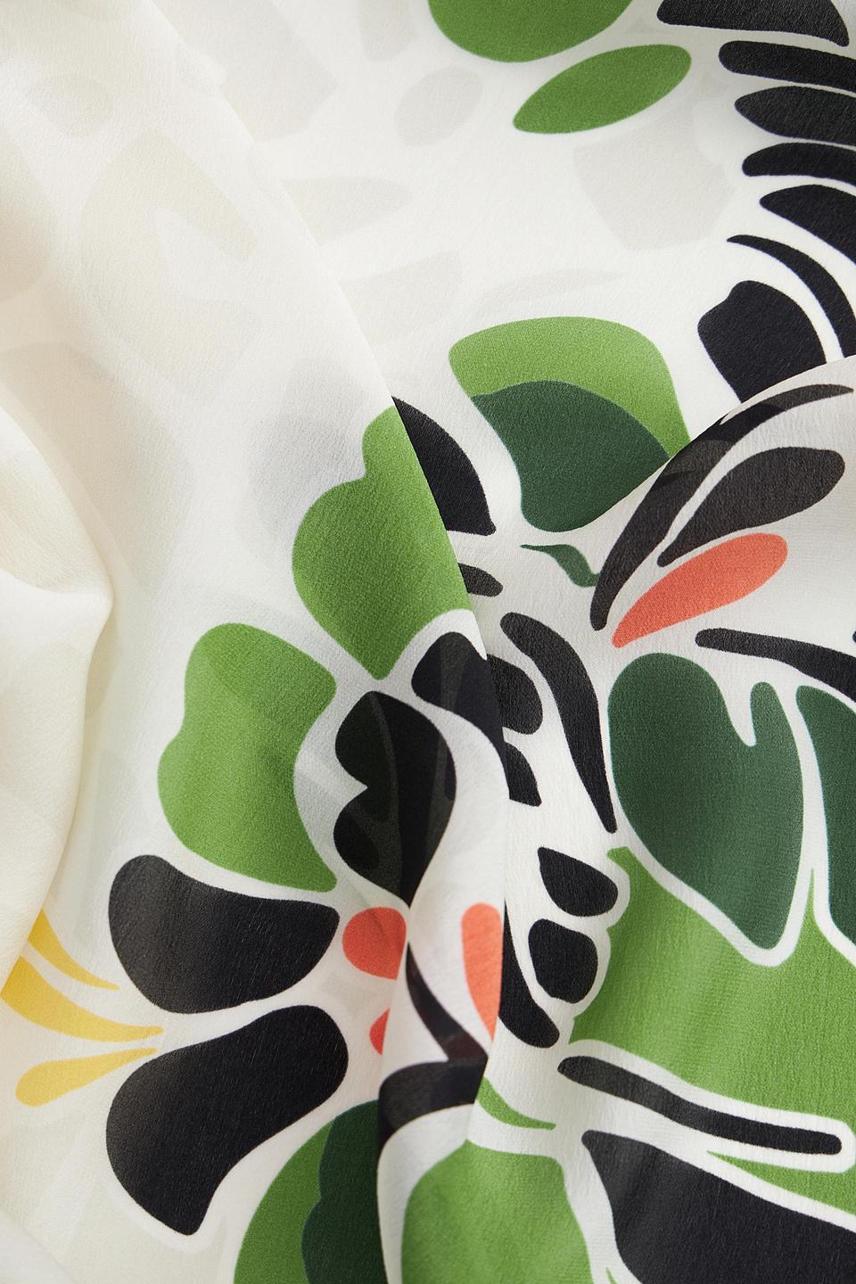 Шарф Marc Cain с цветочным принтом