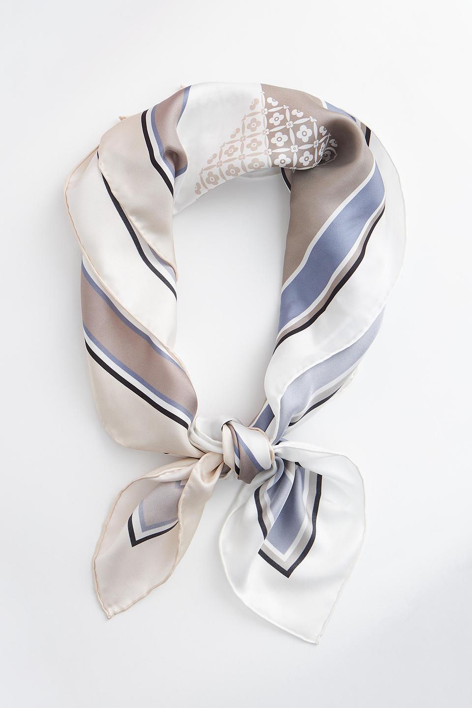 Шарф Fabretti с цветочным принтом