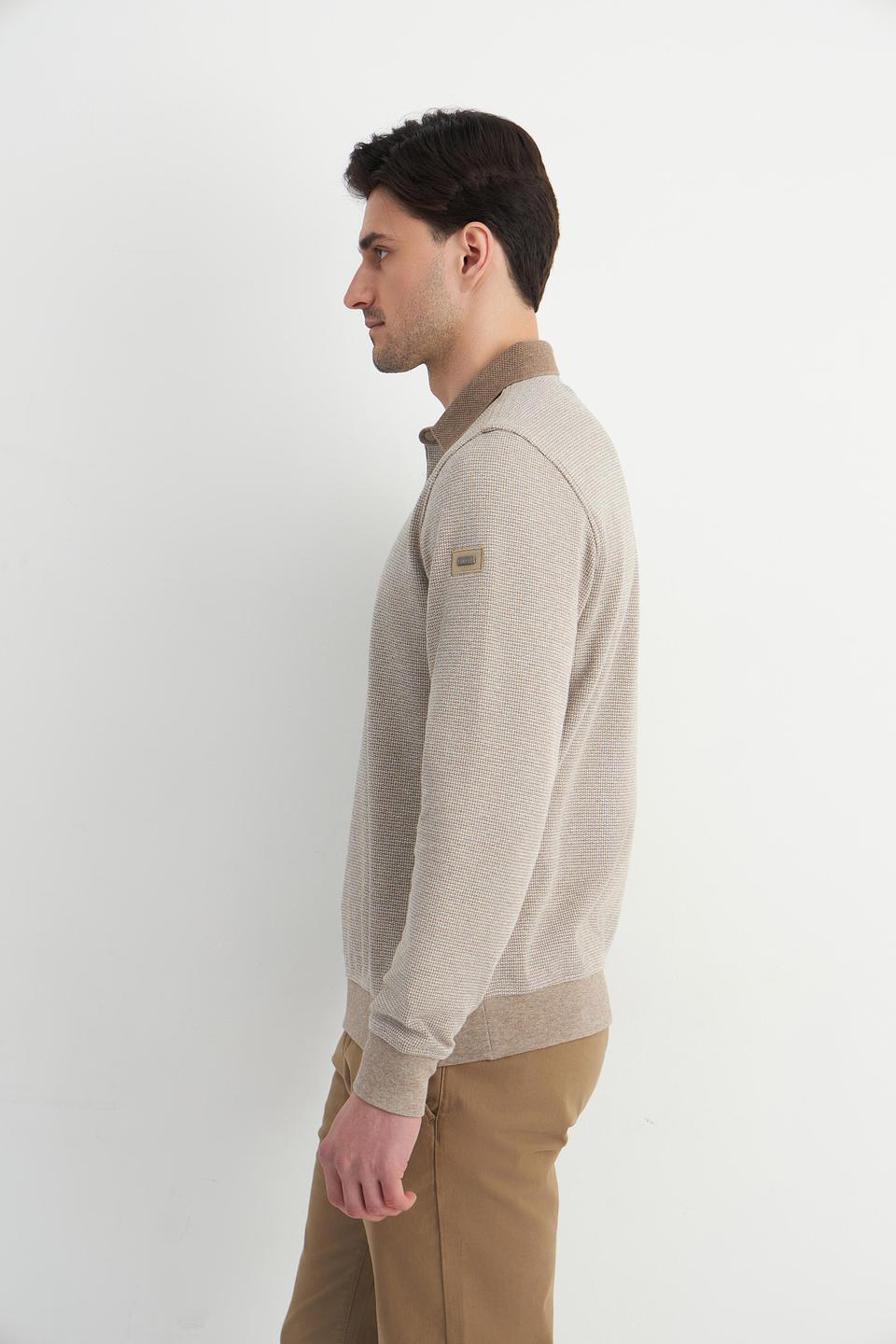 Пуловер Bugatti с воротником-поло бежевый