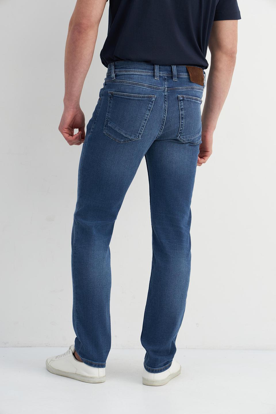 Джинсы Bugatti с вышивкой синие