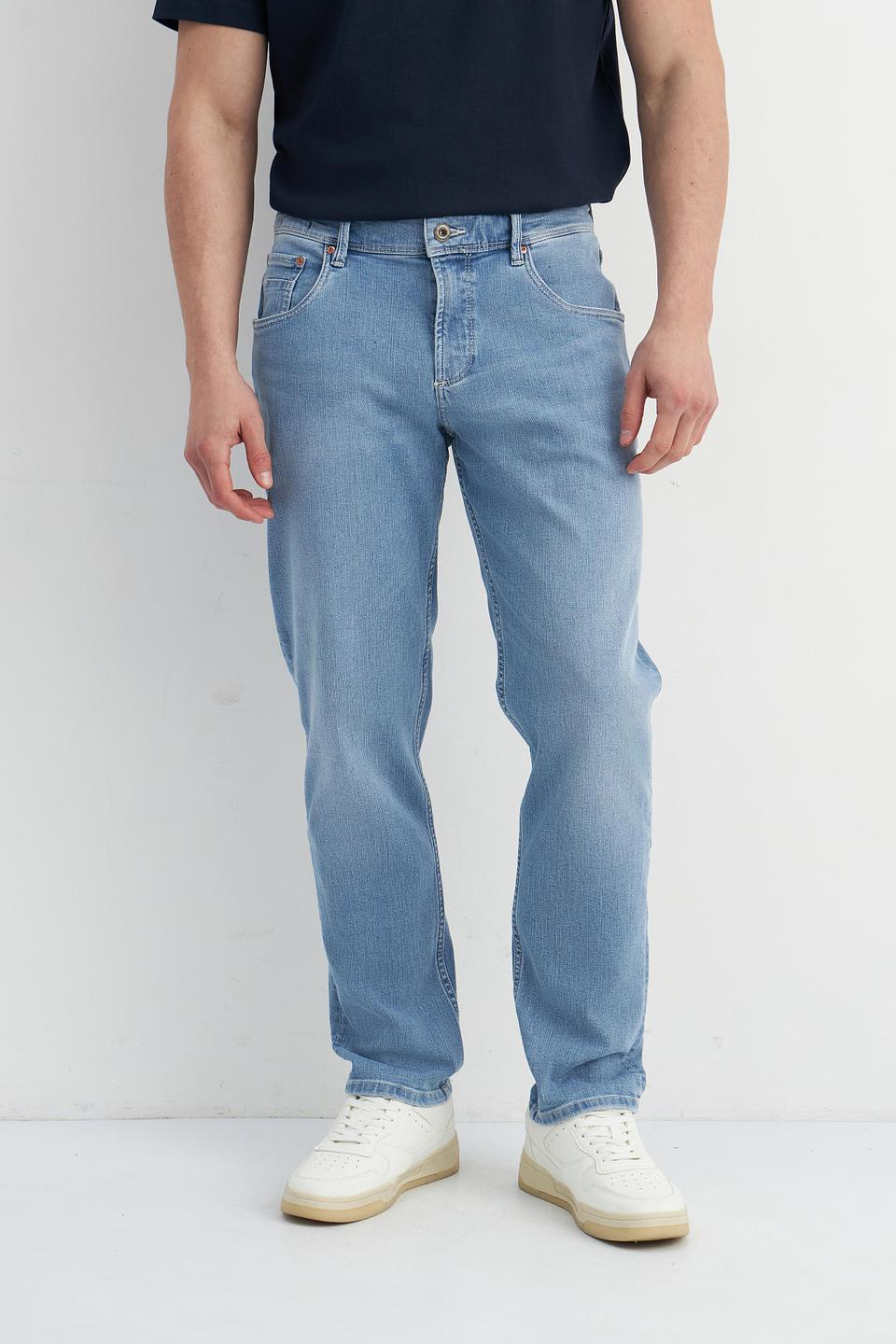 Джинсы Bugatti светло-голубые