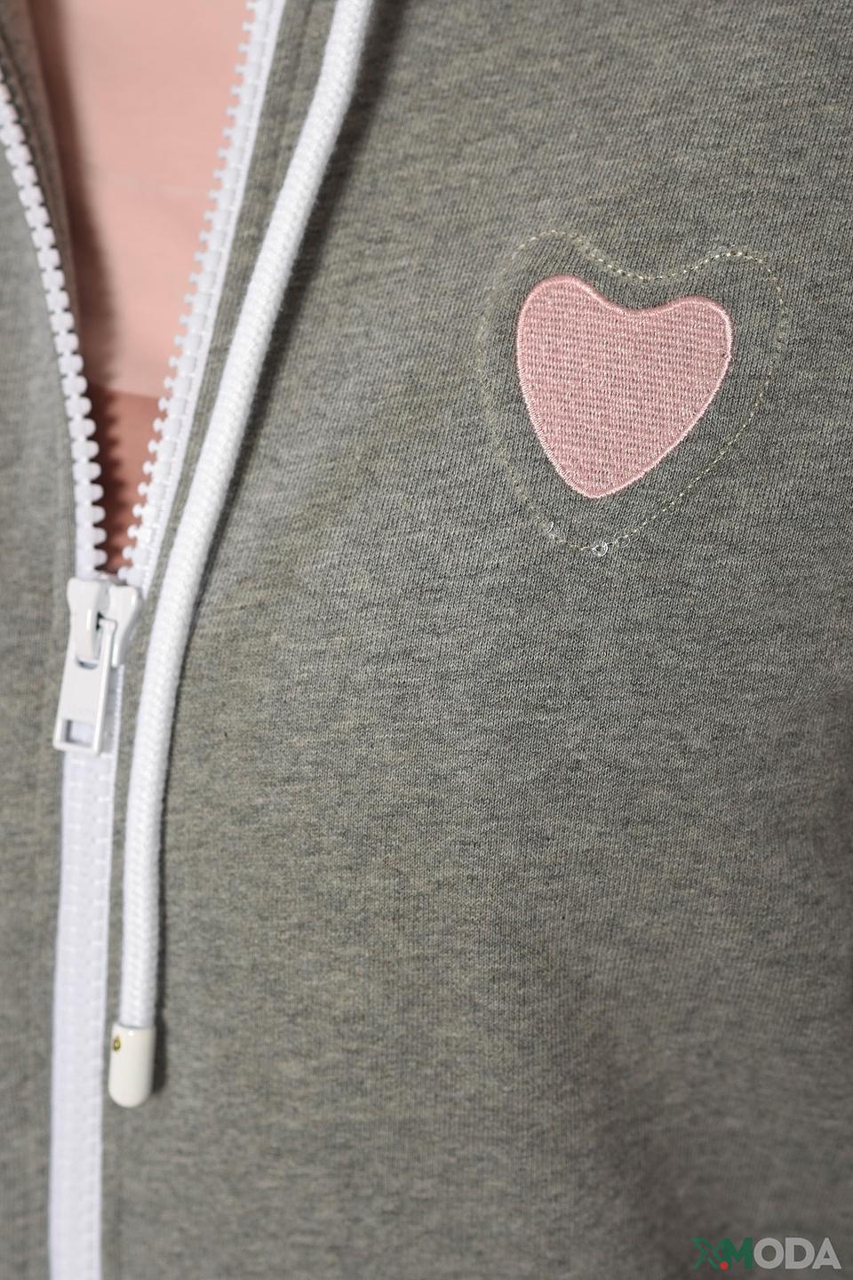 Куртка Escada Sport серая с сердцем