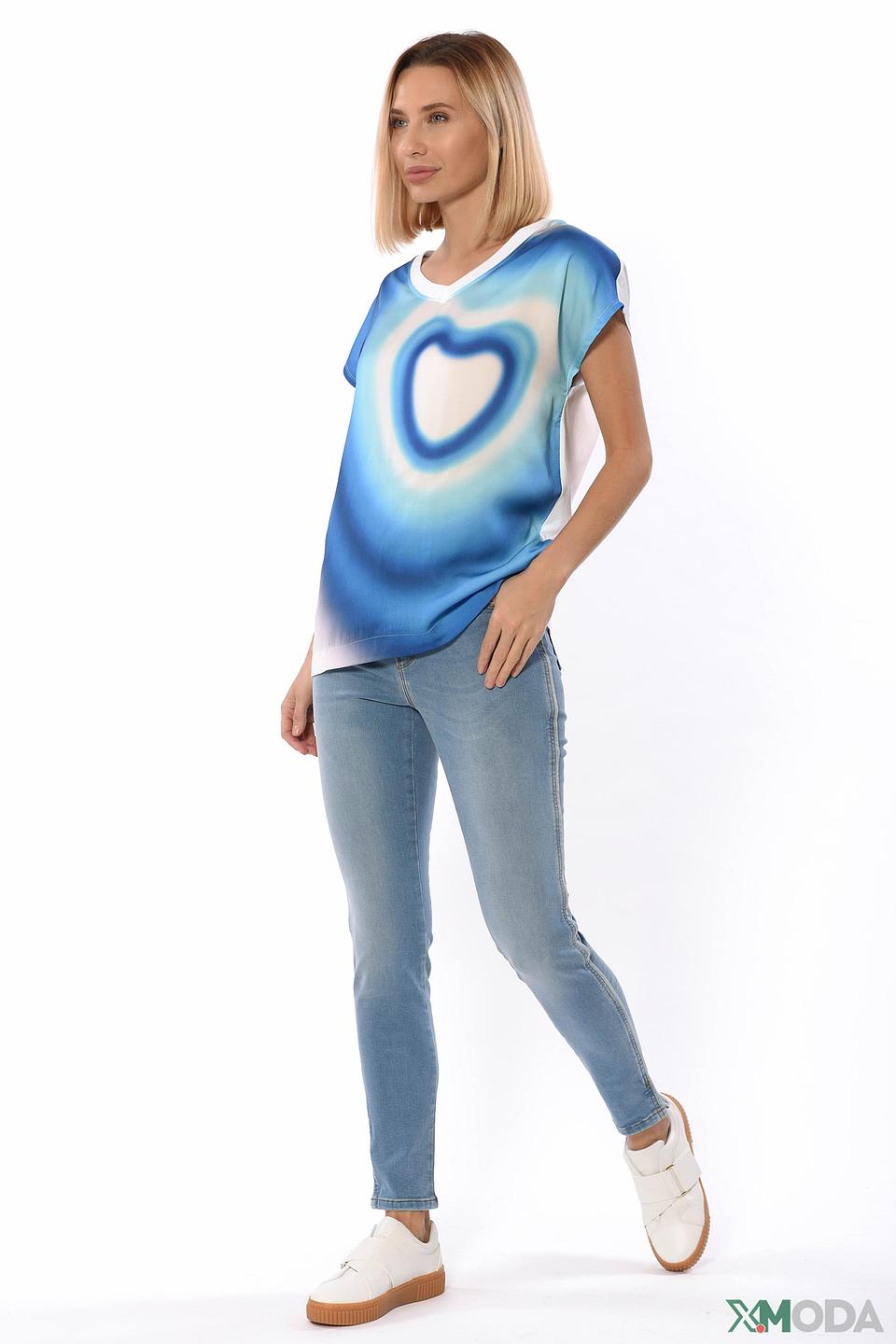 Футболка Escada Sport с принтом сердце голубой