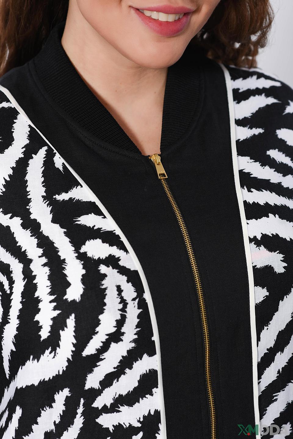 Ветровка Escada Sport в полоску чёрно-белая