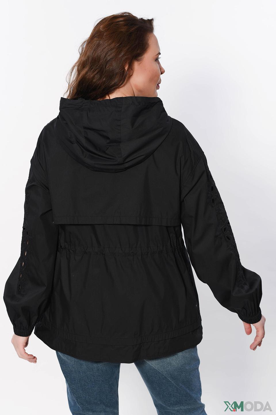 Ветровка Escada Sport чёрная с вышивкой