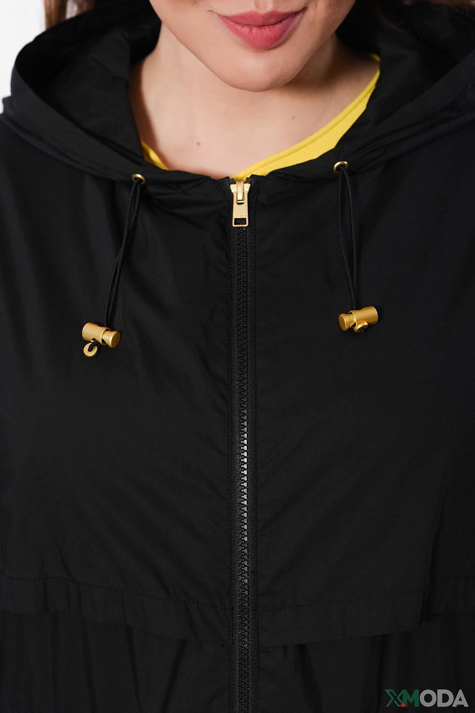 Ветровка Escada Sport чёрная с вышивкой