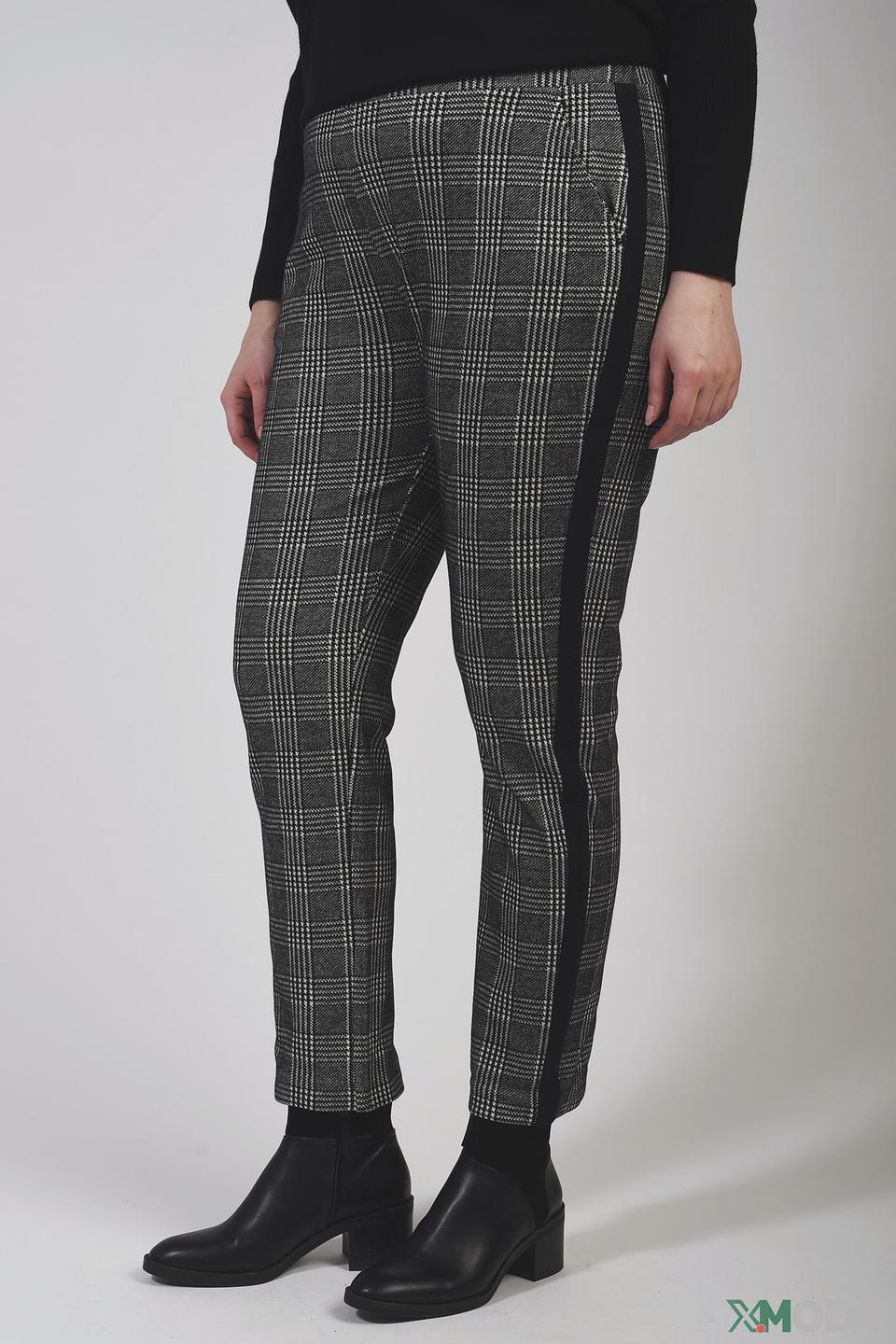Брюки Pezzo в клетку с полосой