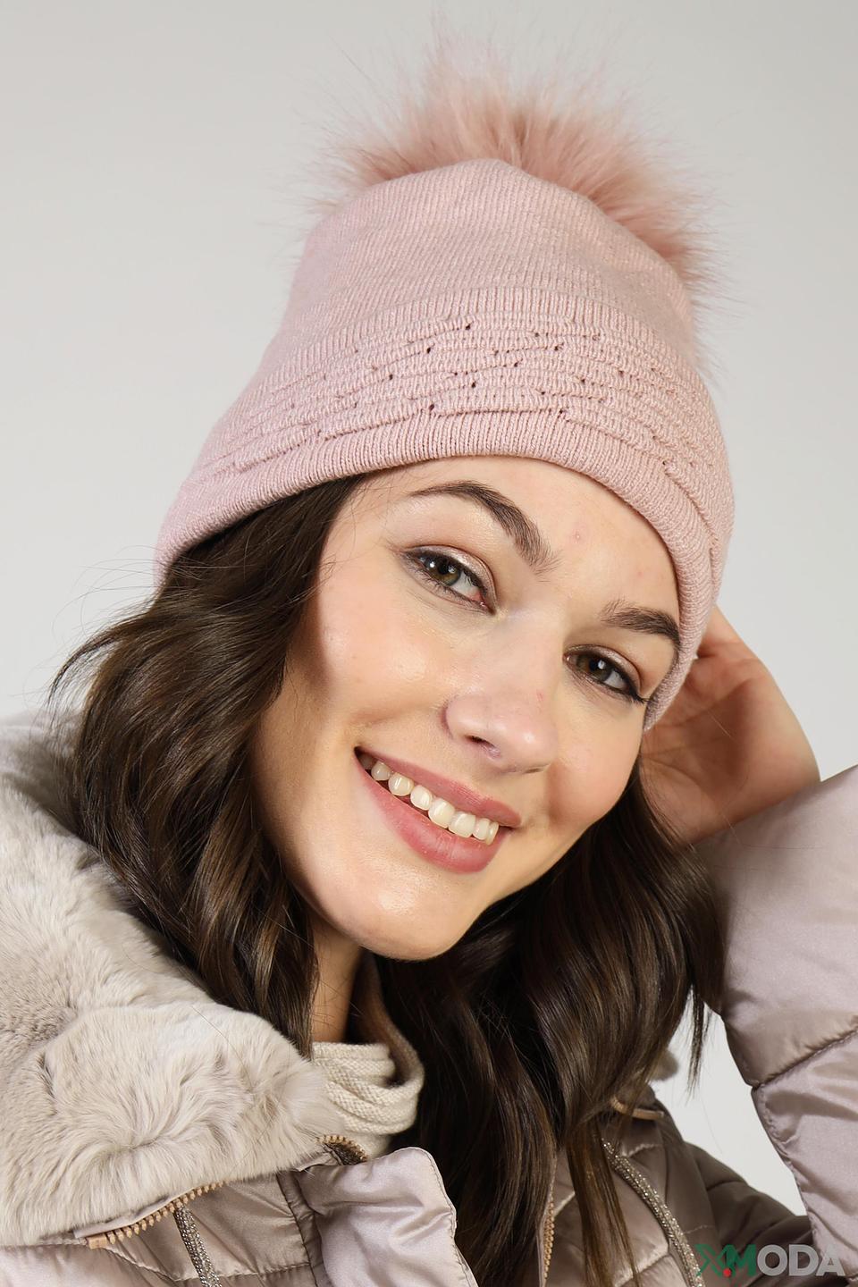 Шапка Wegener с помпоном пудрово-розовая