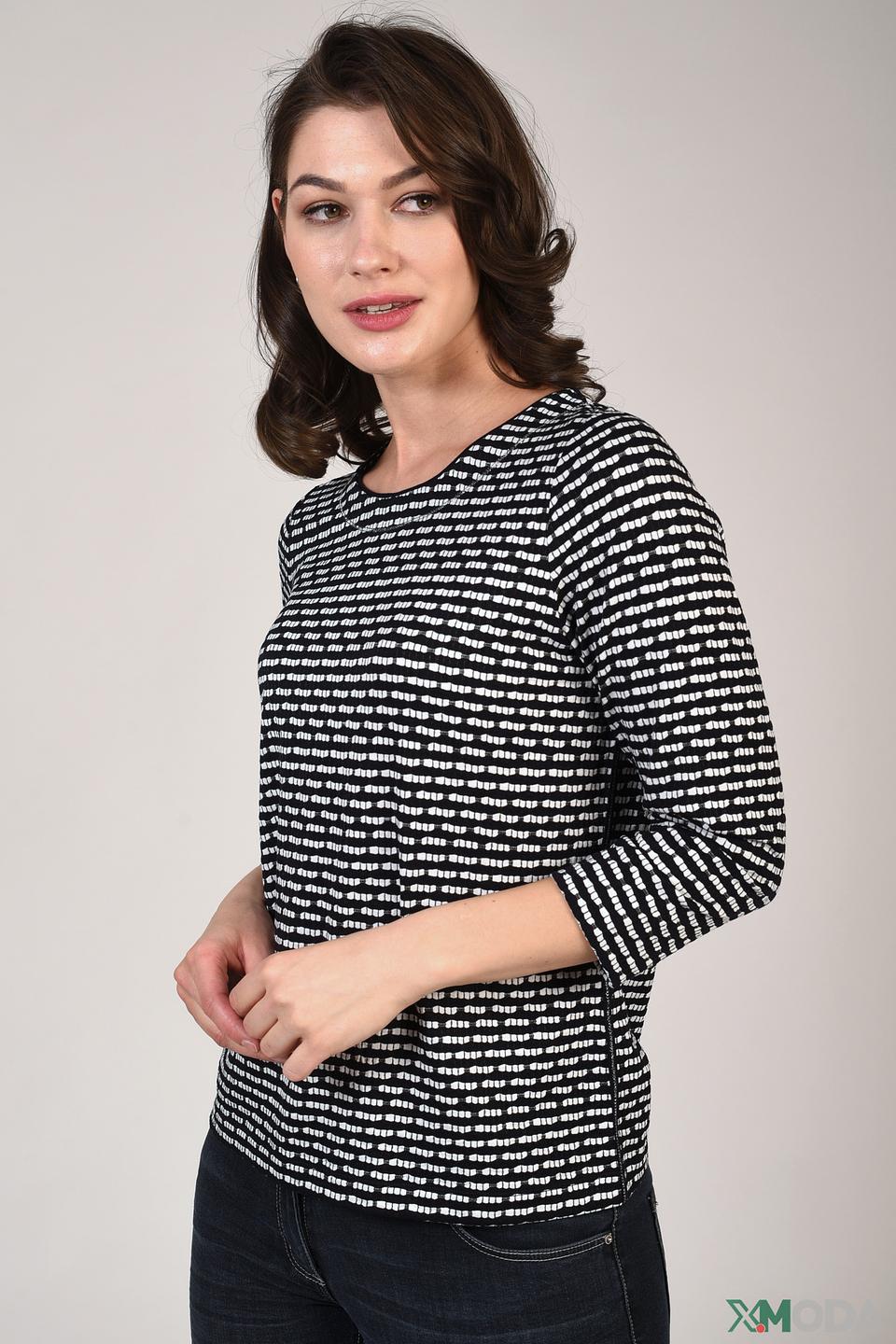 Пуловер Pezzo в полоску