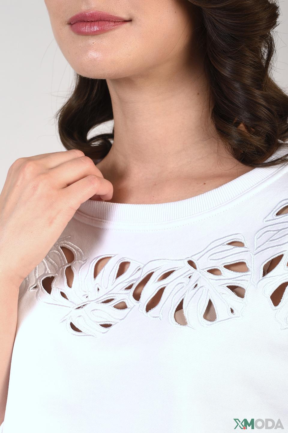 Пуловер Just Valeri с вышивкой