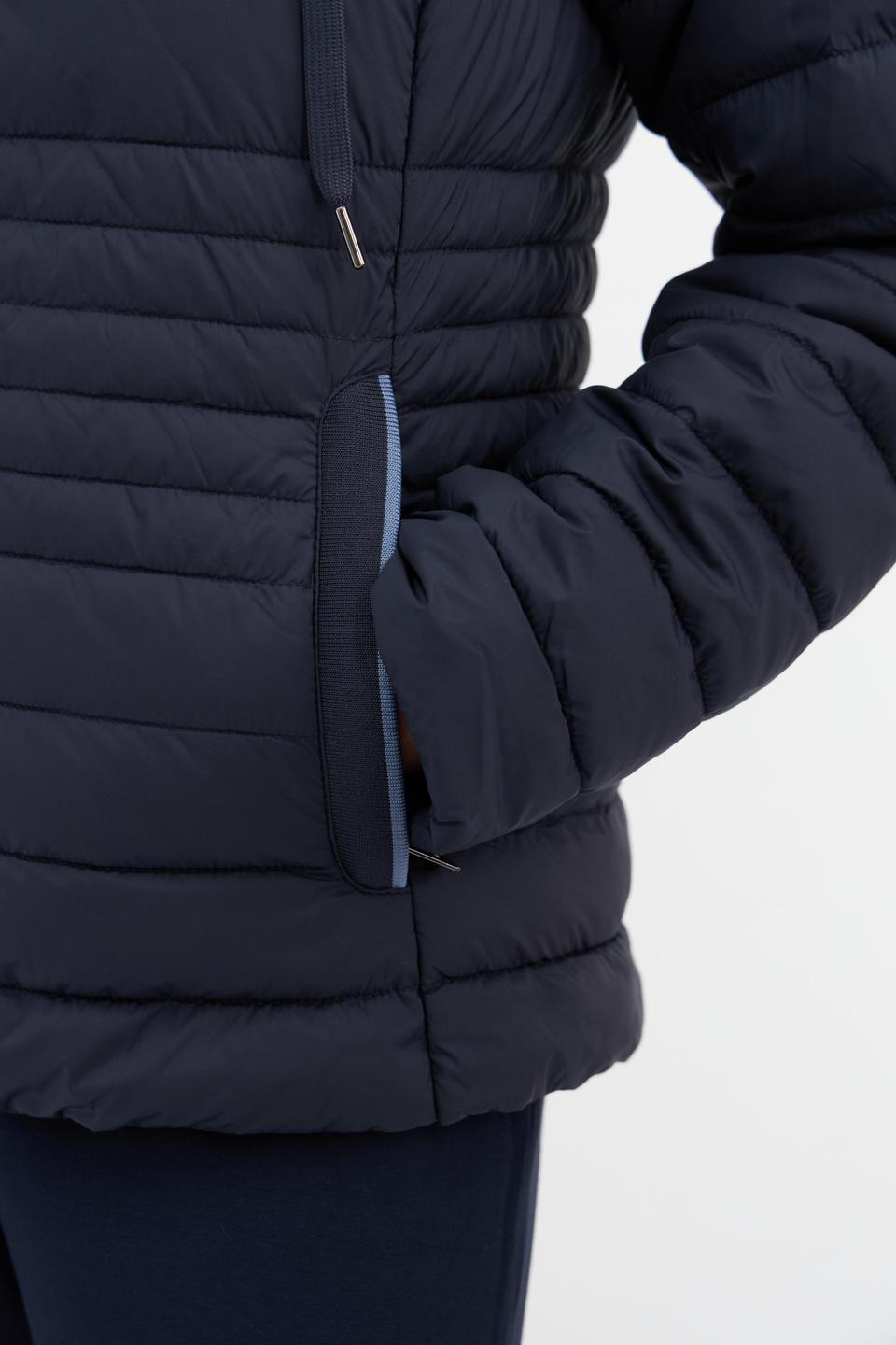 Тёмно-синяя стеганая куртка Betty Barclay outdoor с капюшоном
