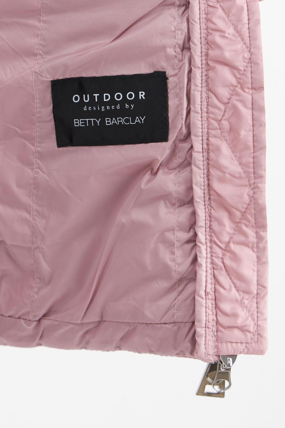 Светло-розовая куртка Betty Barclay outdoor с капюшоном