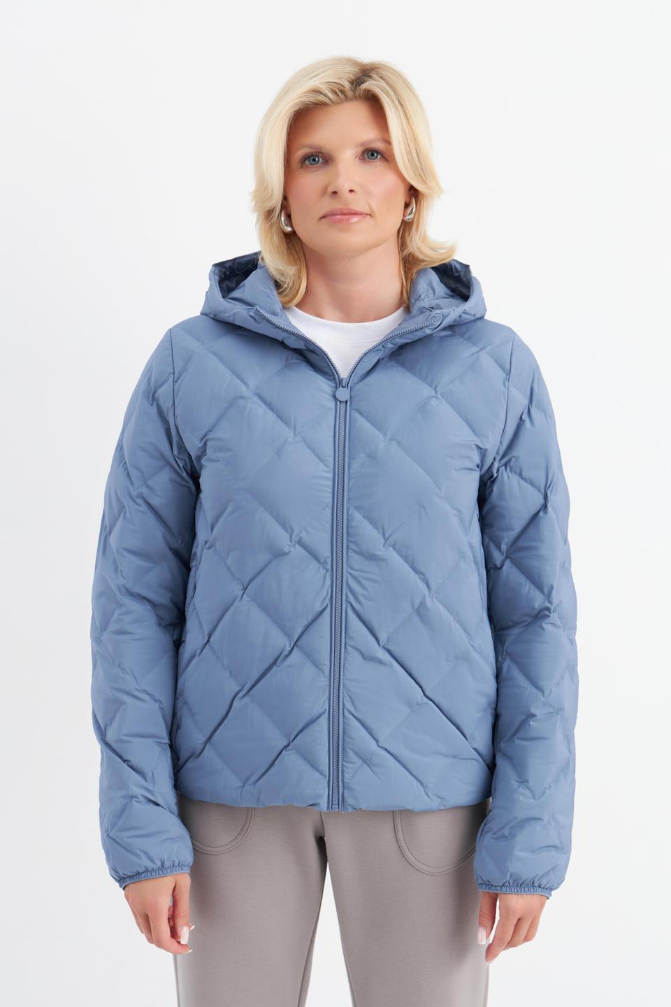 Светло-голубая стеганая куртка с капюшоном Betty Barclay outdoor