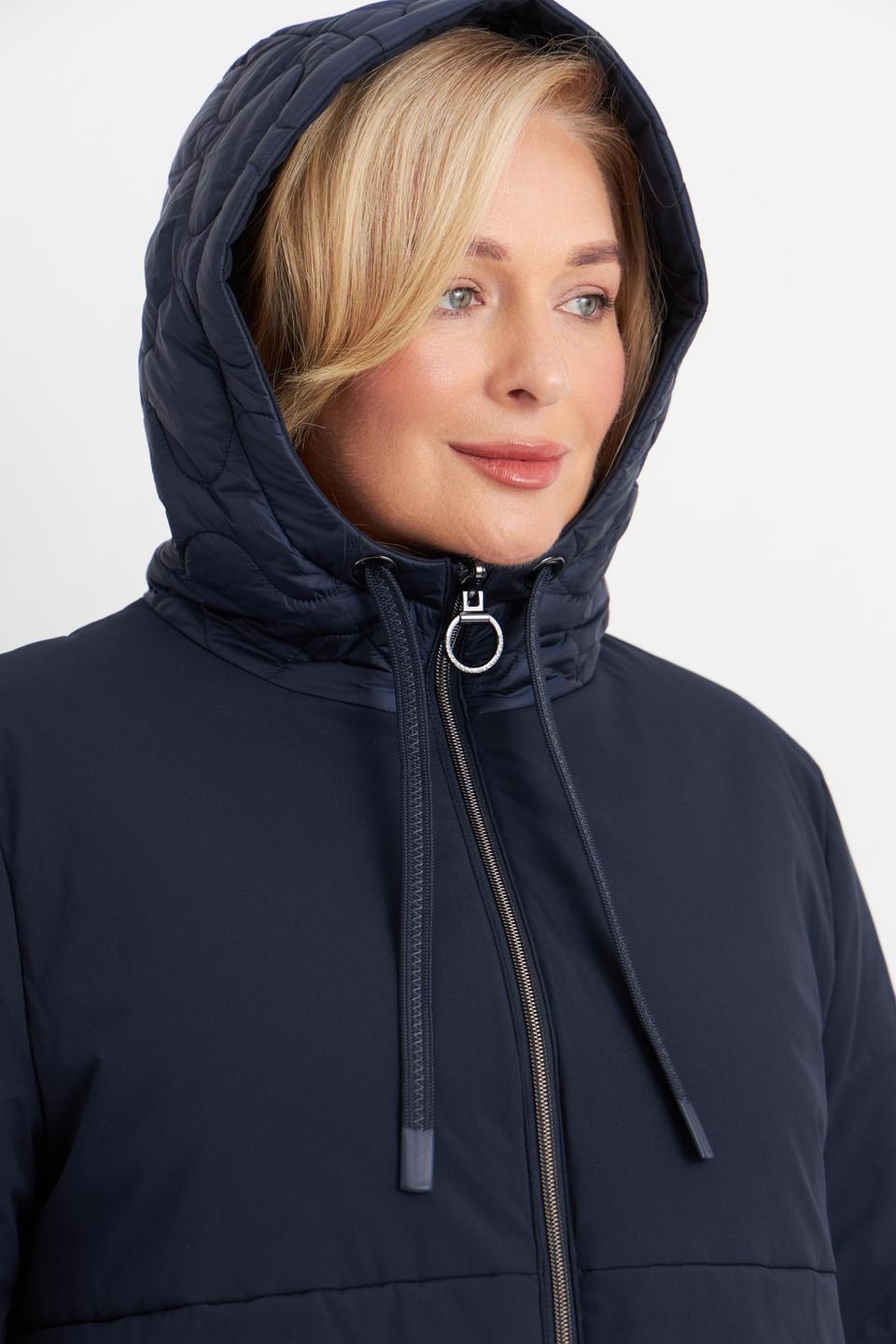 Тёмно-синее пальто Betty Barclay outdoor с простёжкой
