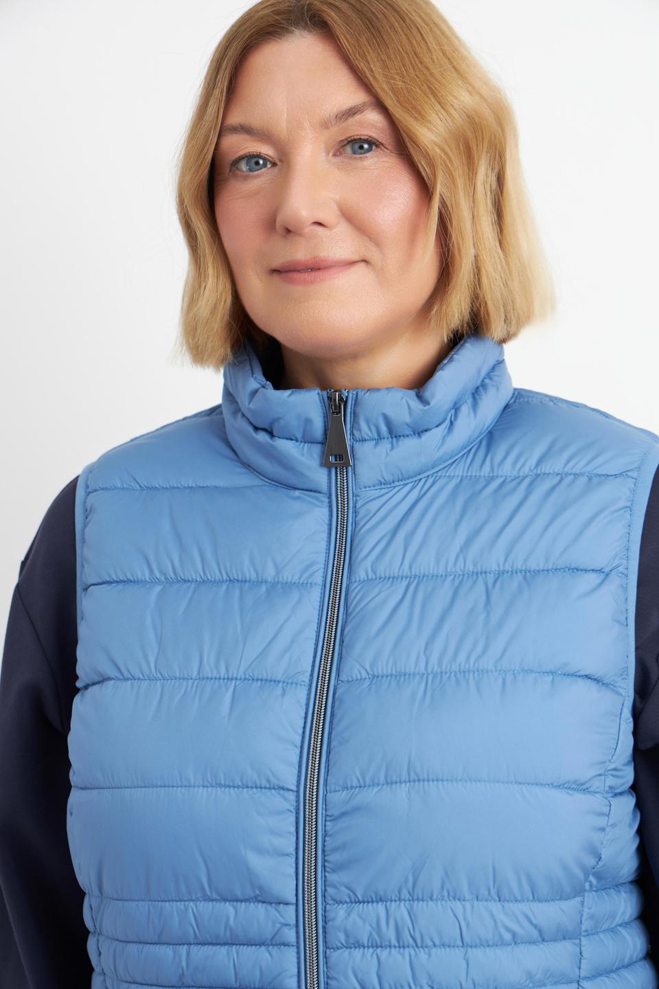 Голубой стеганый жилет Betty Barclay outdoor
