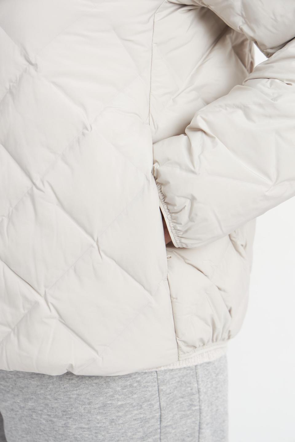 Куртка Betty Barclay outdoor с ромбовидной стёжкой бежевого цвета