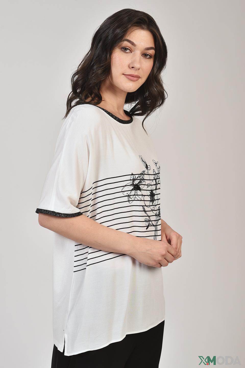 Футболка Elena Miro с цветочным принтом