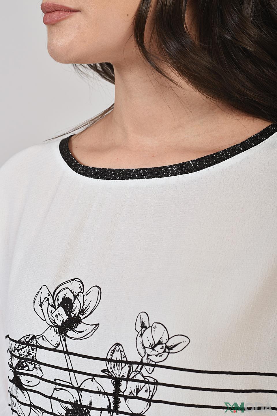 Футболка Elena Miro с цветочным принтом