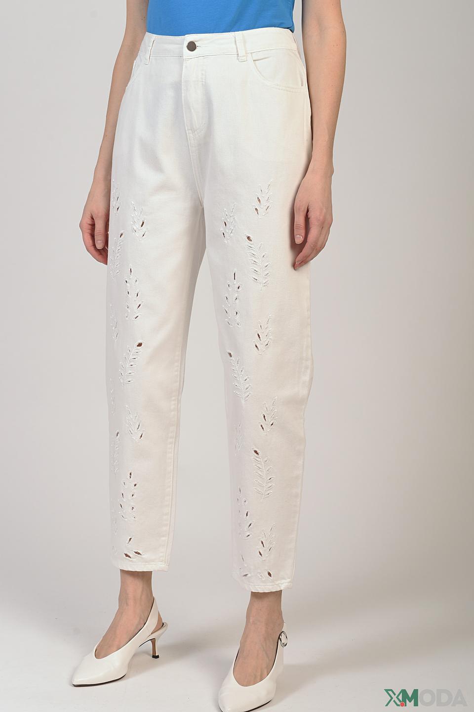 Джинсы Apart с вышивкой