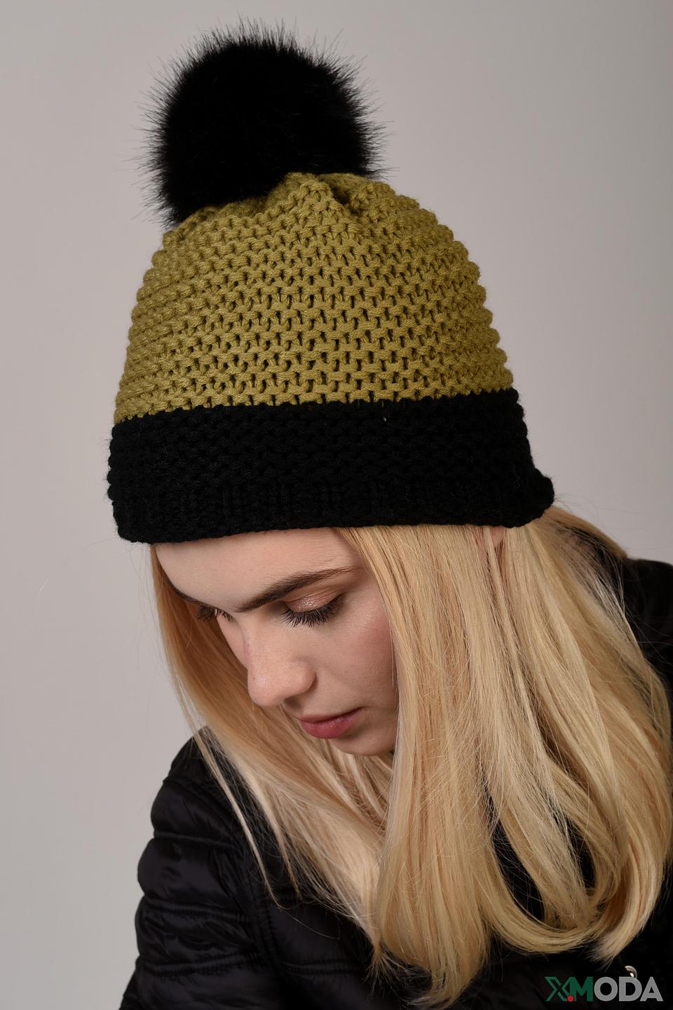 Шапка Wegener вязаная с помпоном