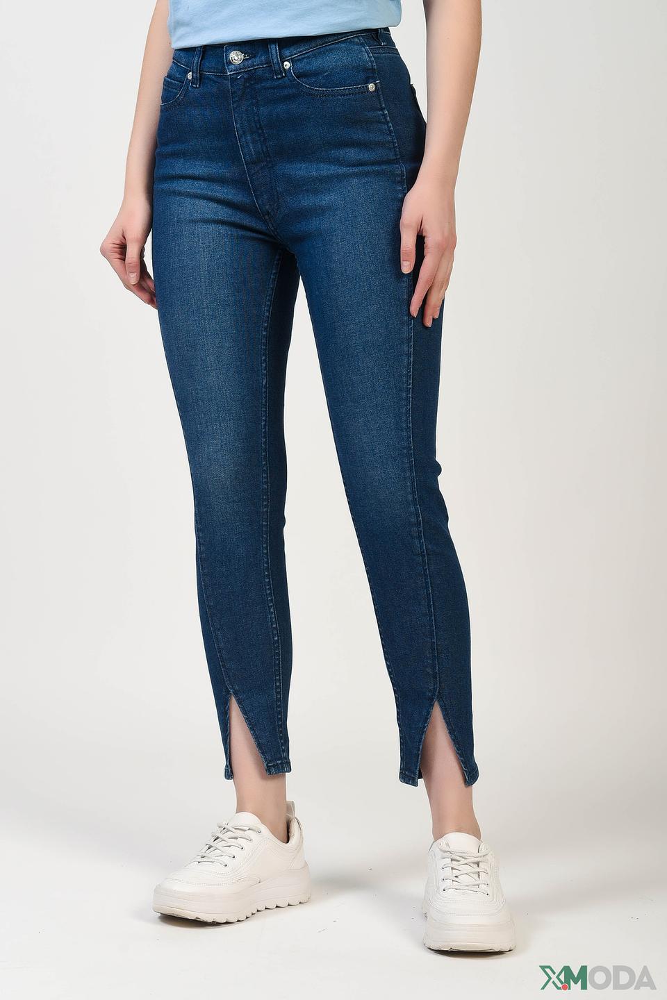 Джинсы с разрезами Hugo синие