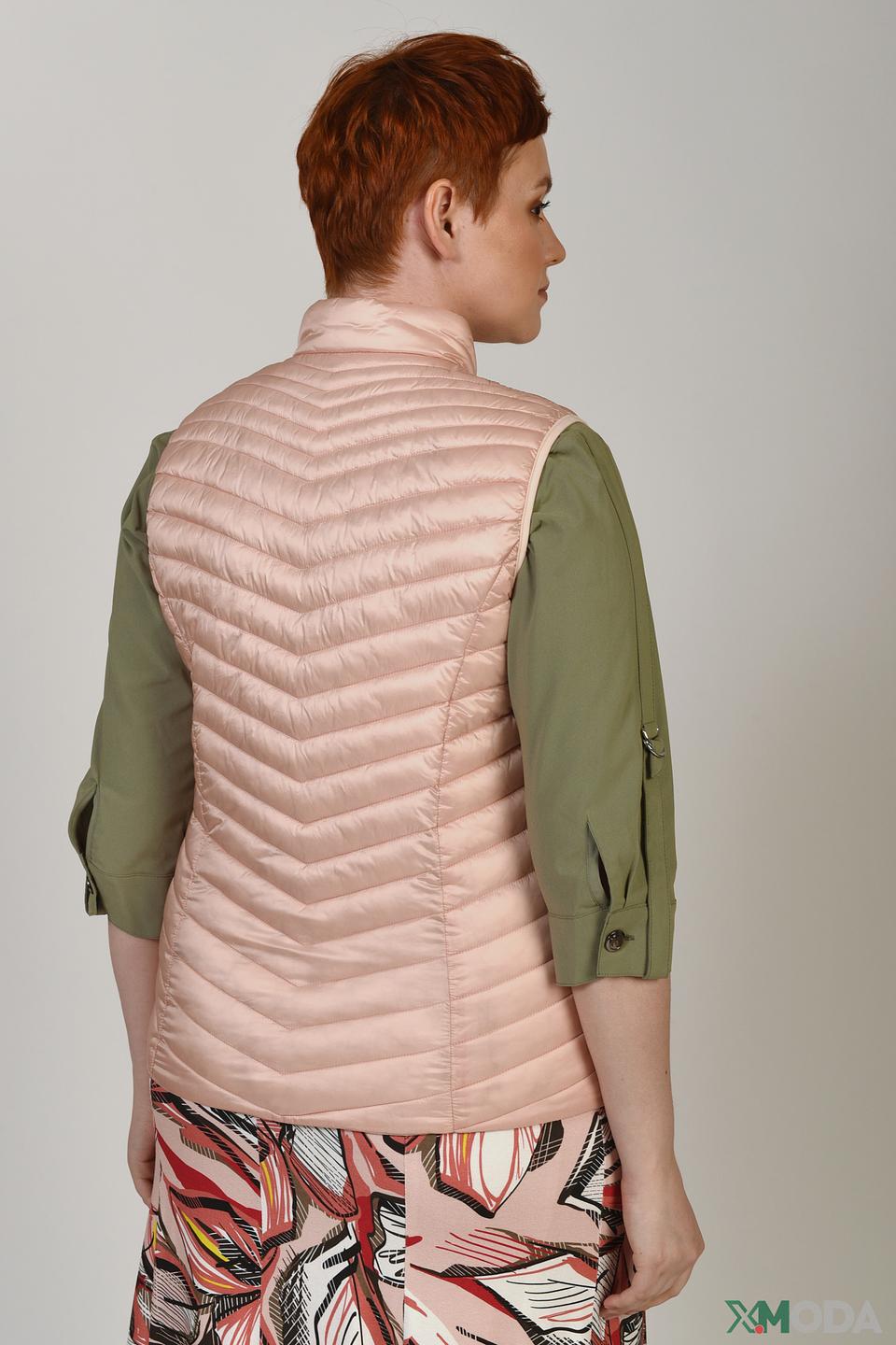 Жилет Lebek стеганый пудровый