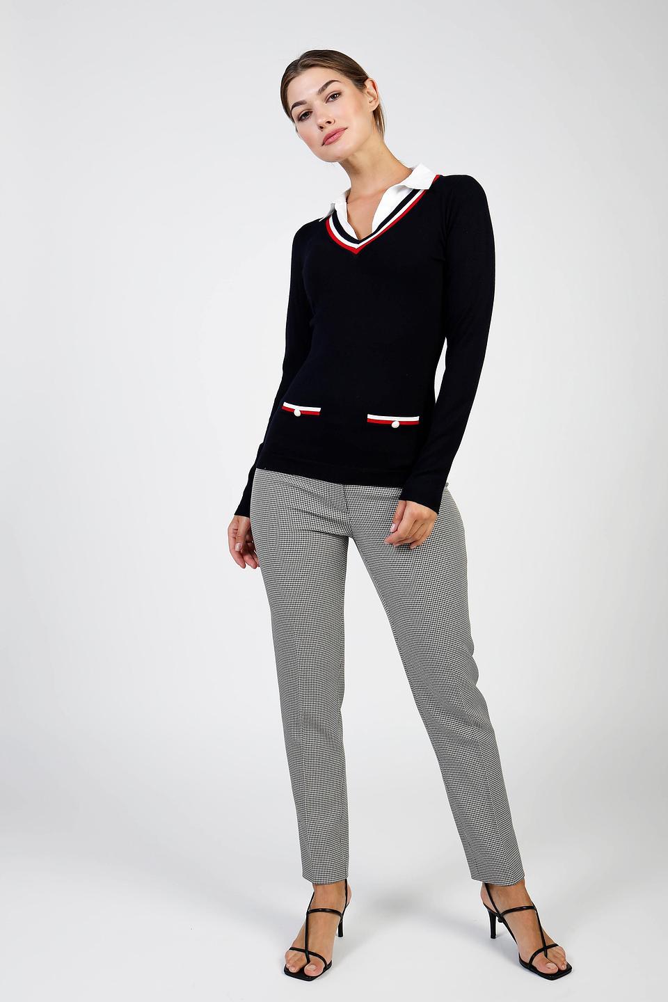 Пуловер Just Valeri с V-образным вырезом