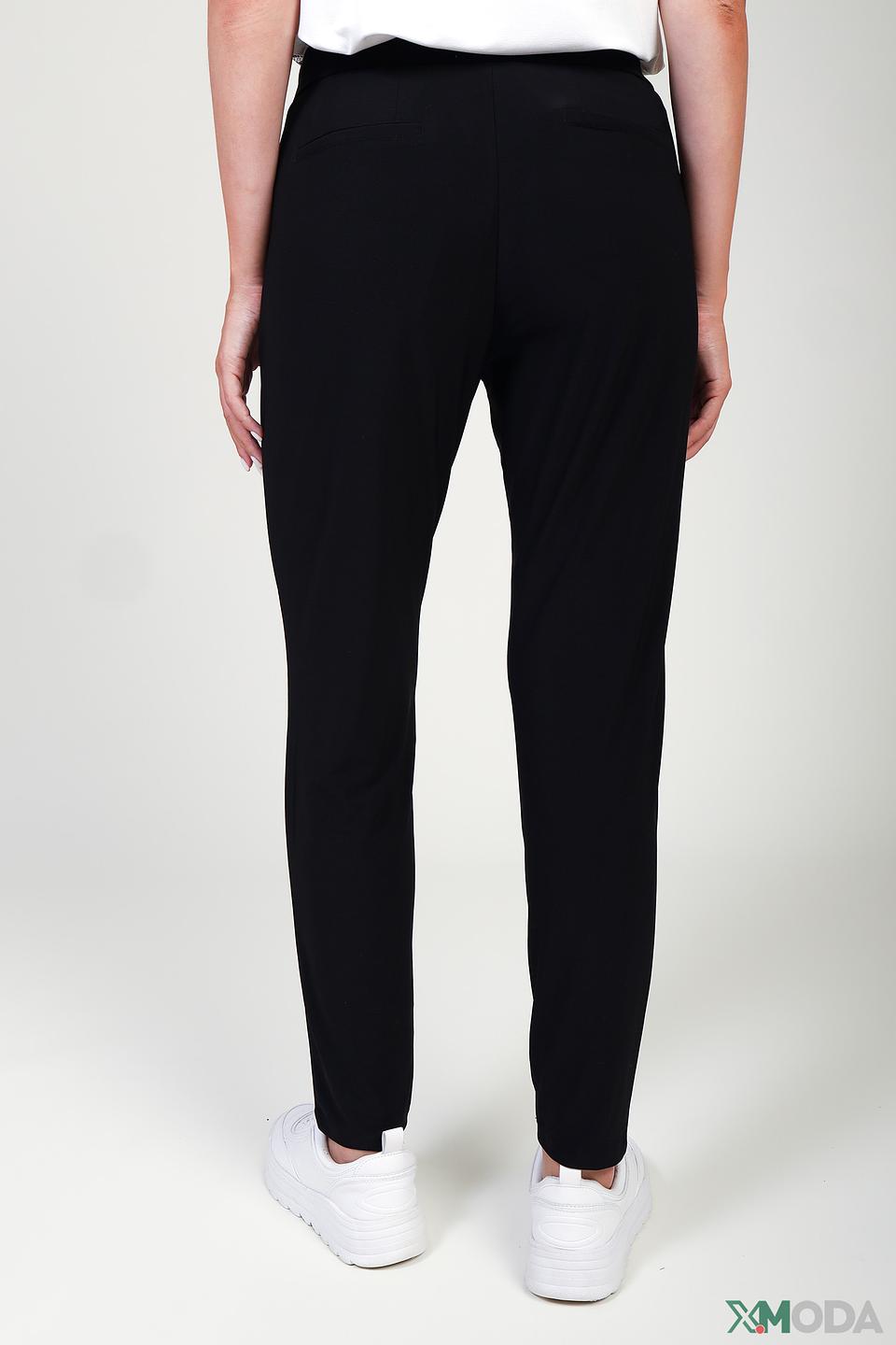 Брюки трикотажные Betty and Co черные