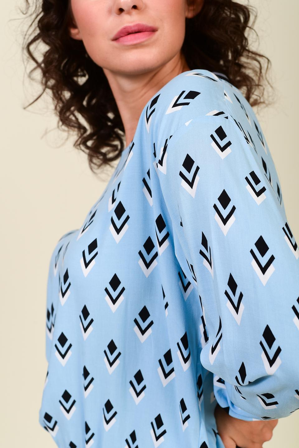 Блуза Pezzo с геометрическим принтом голубой