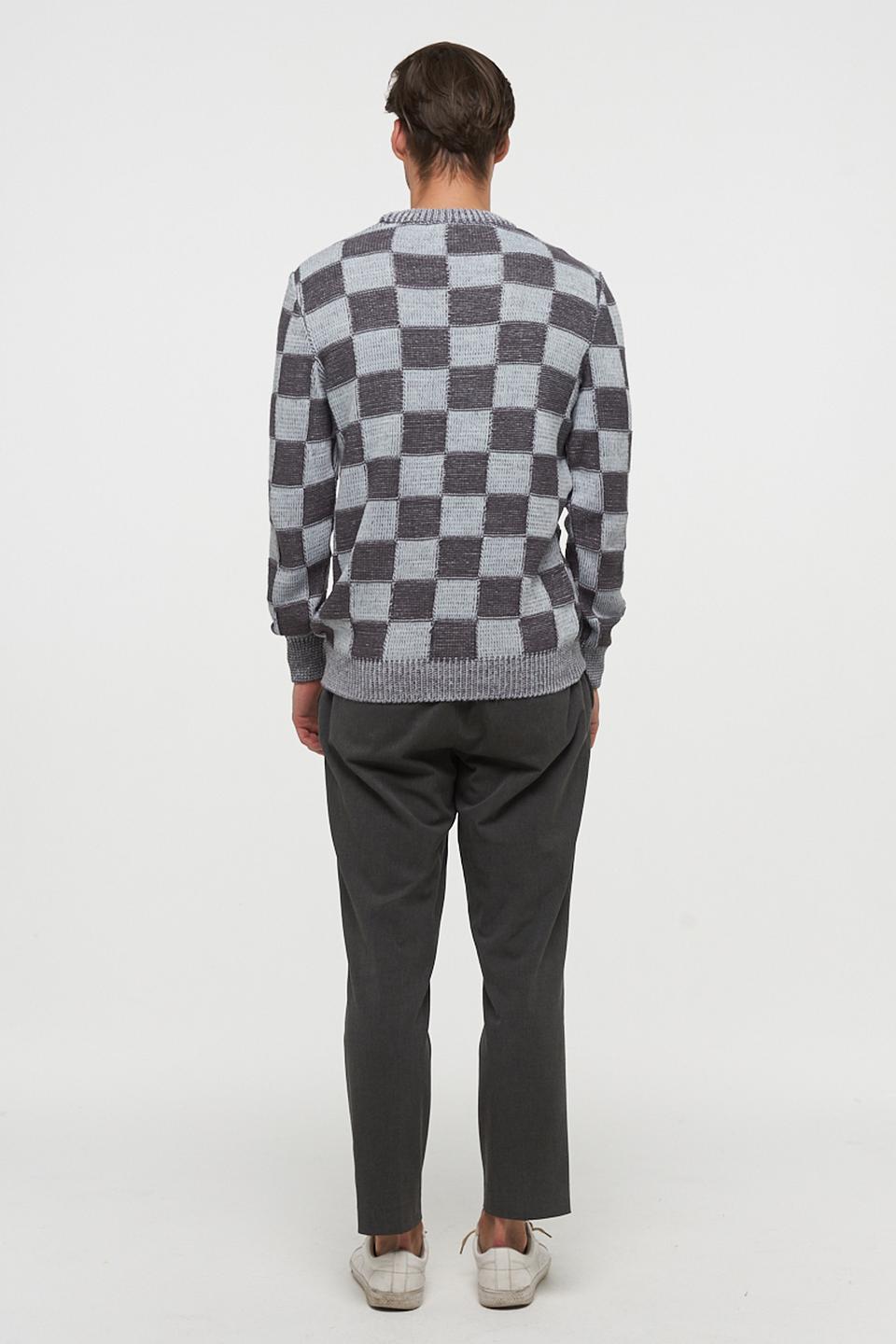 Джемпер VAY в клетку серый