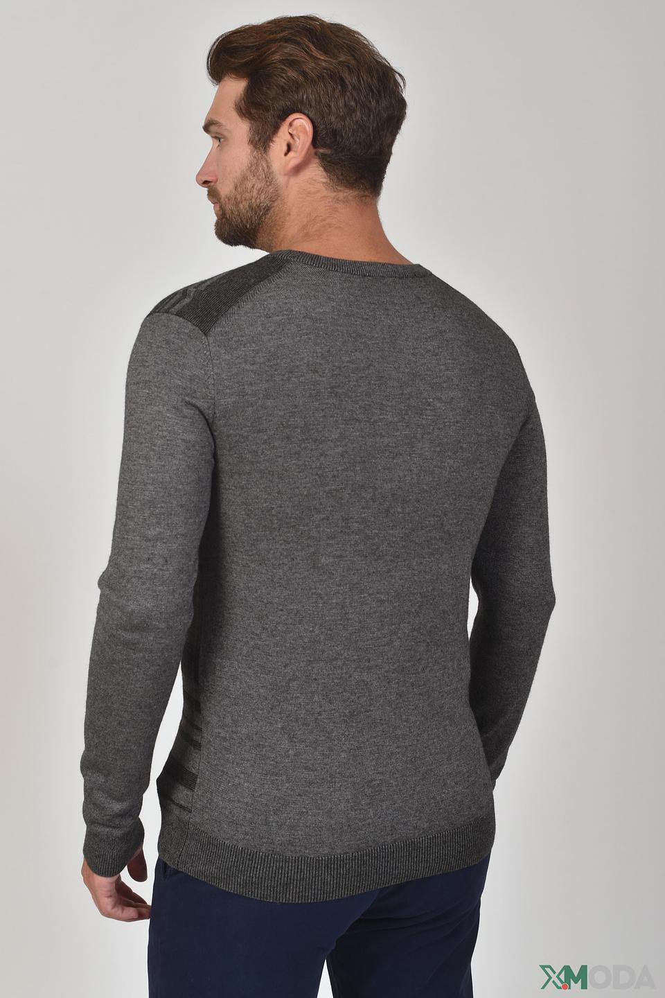 Джемпер Pezzo с геометрическим рисунком