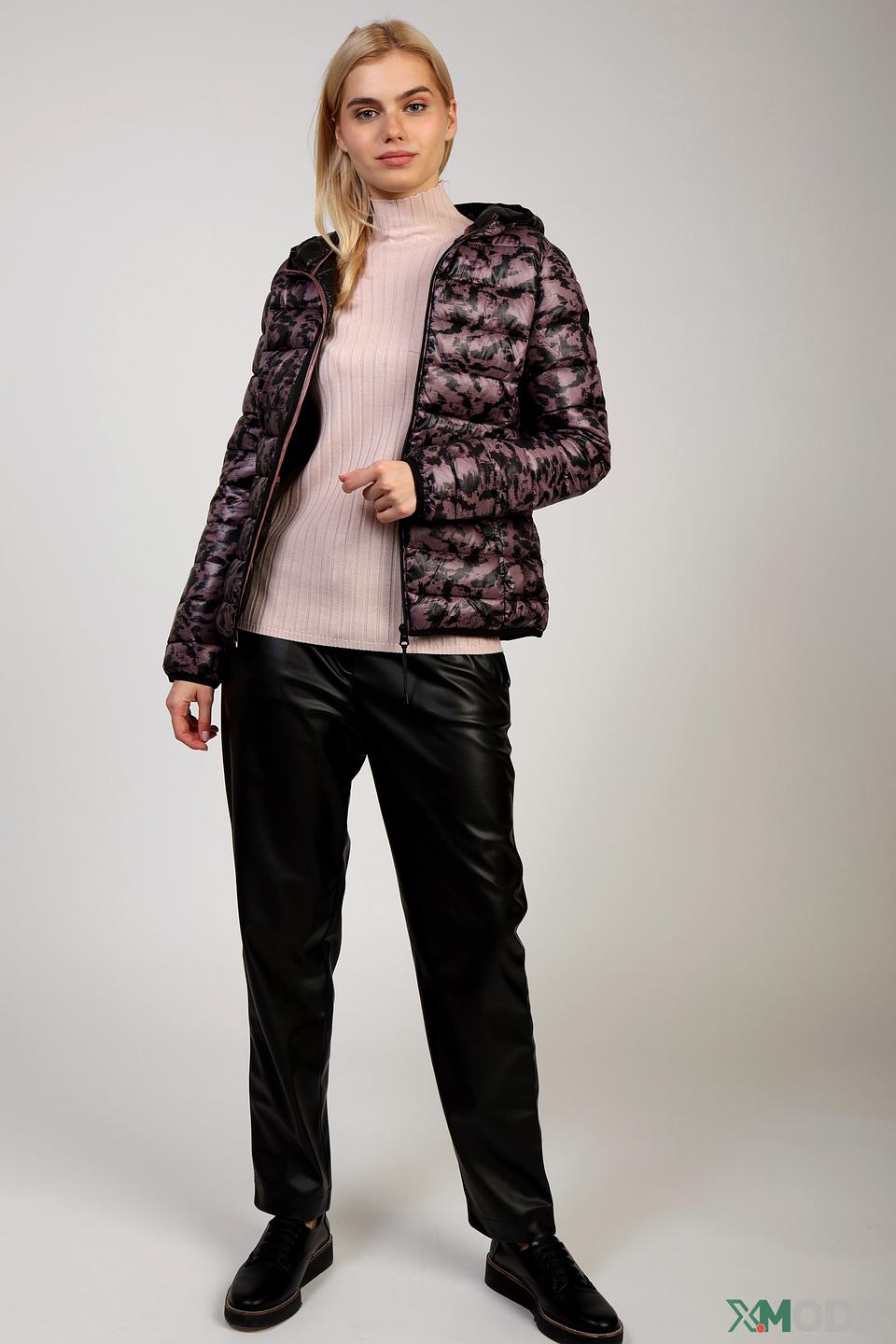 Куртка QS girl в абстрактный принт