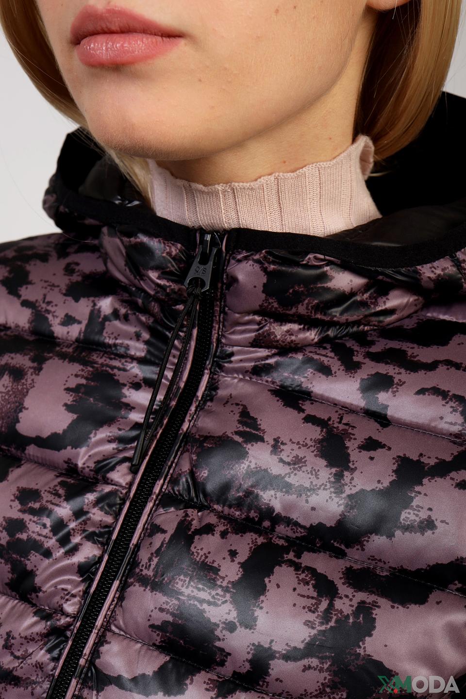 Куртка QS girl в абстрактный принт