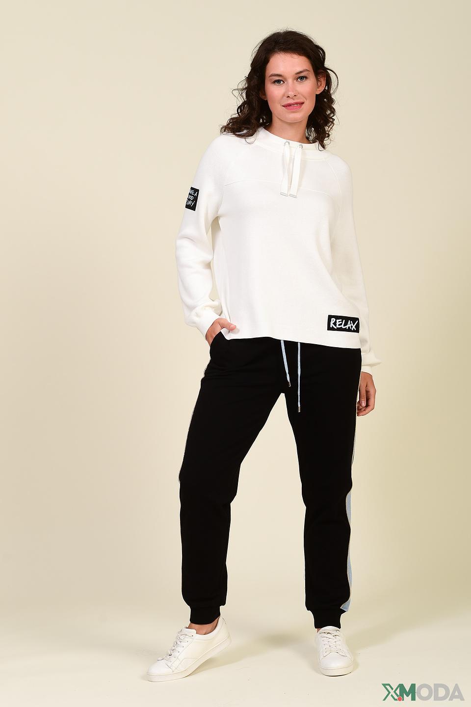 Пуловер Monari с надписью белый