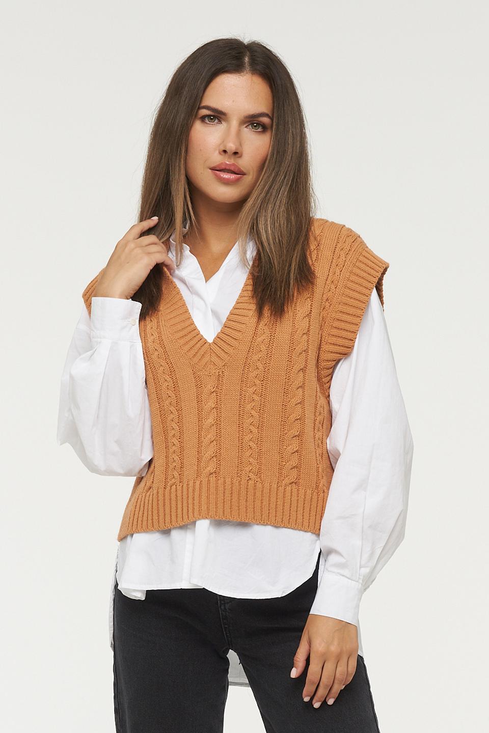 Жилет VAY вязаный горчичный