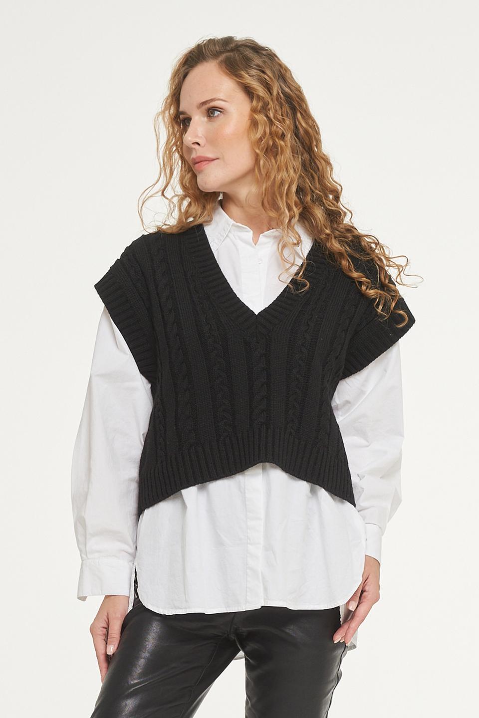 Жилет VAY вязаный чёрный