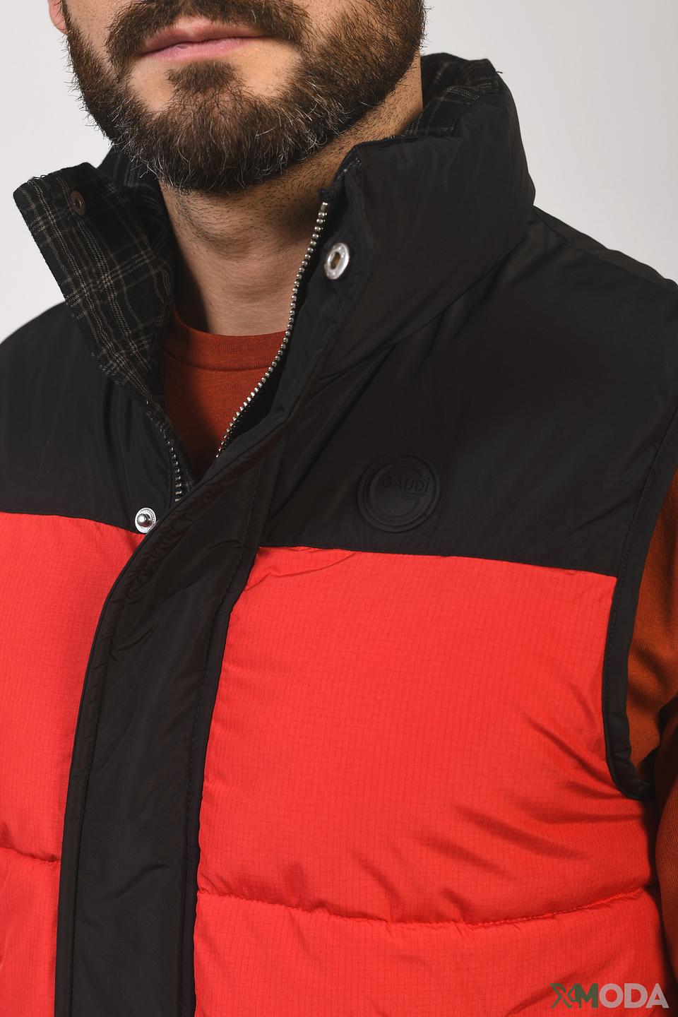 Жилет стеганый Gaudi Jeans красный