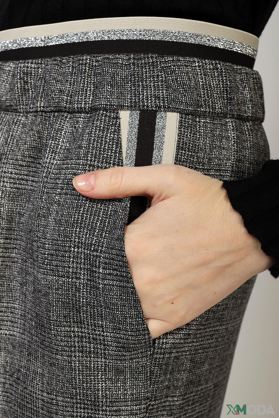 Брюки Marc Aurel в клетку серые