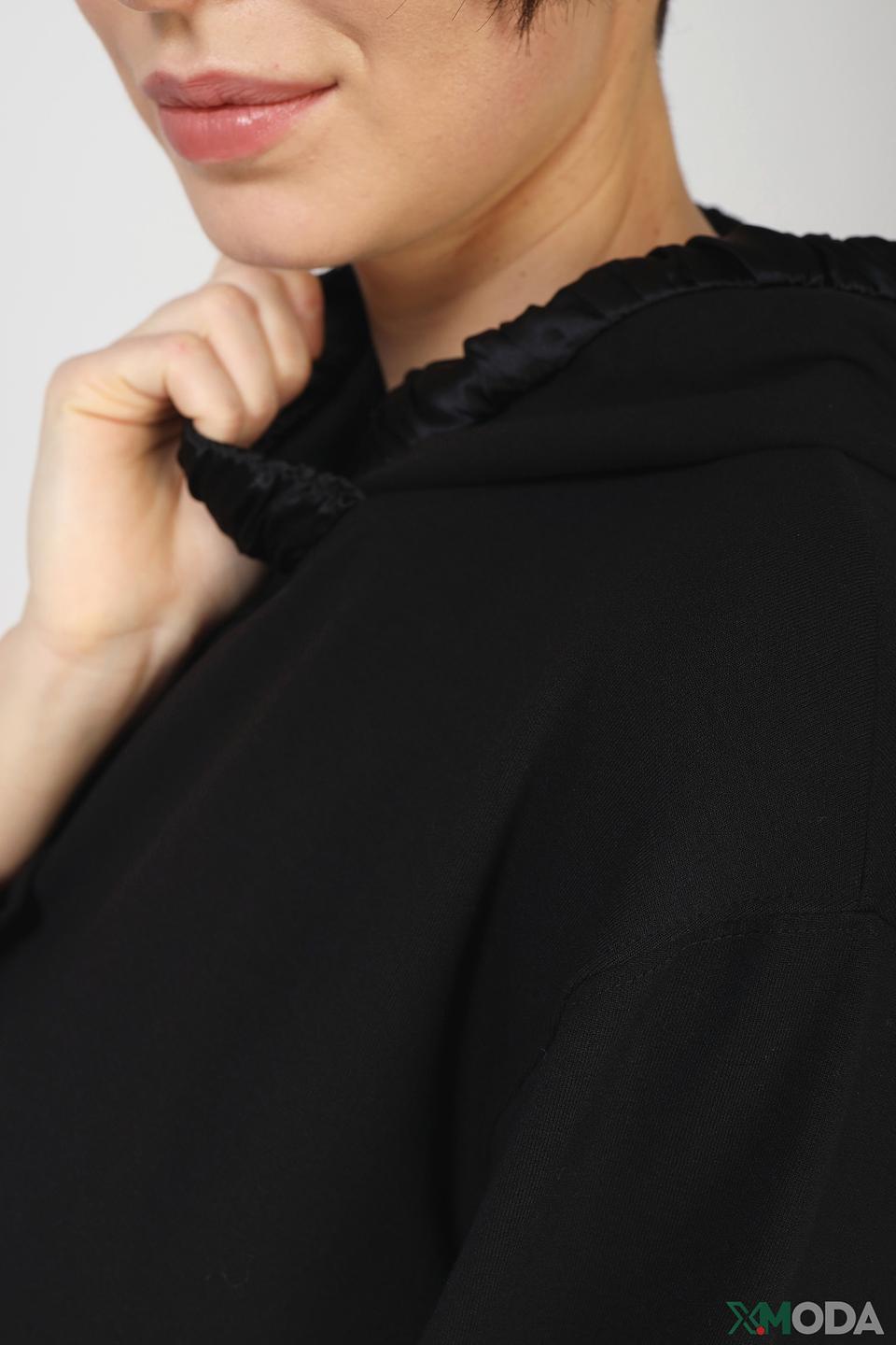 Толстовка Marc Cain чёрная с рукавами-клеш