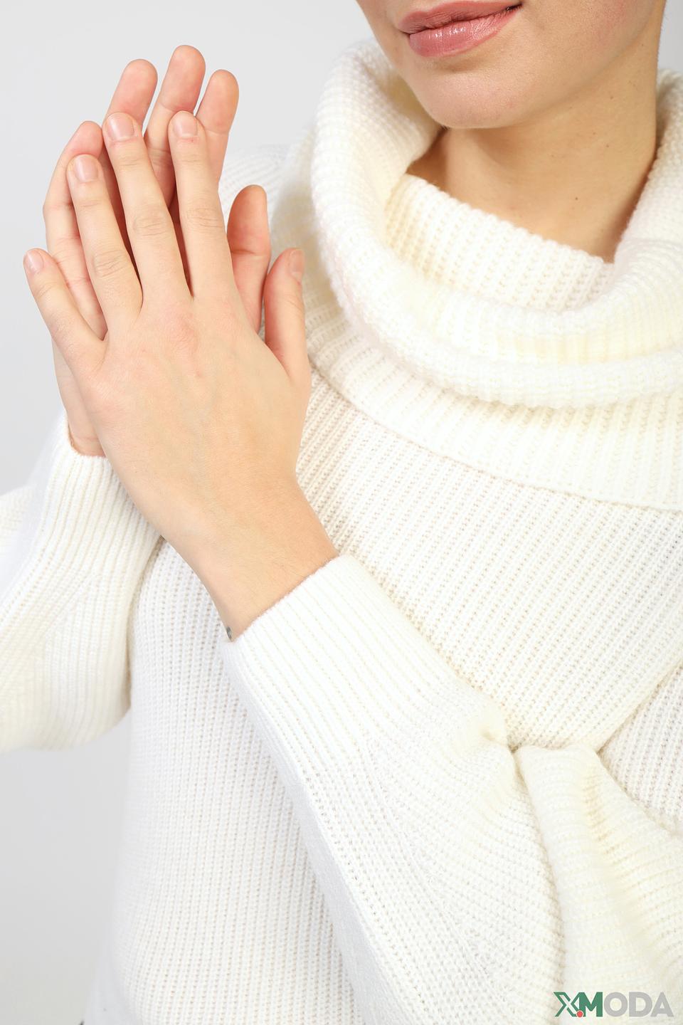 Пуловер Marc Cain с воротником-холом