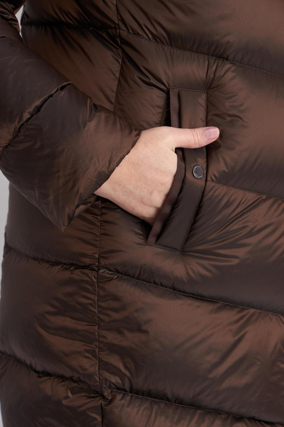 Куртка Betty Barclay outdoor с меховым капюшоном шоколадного цвета