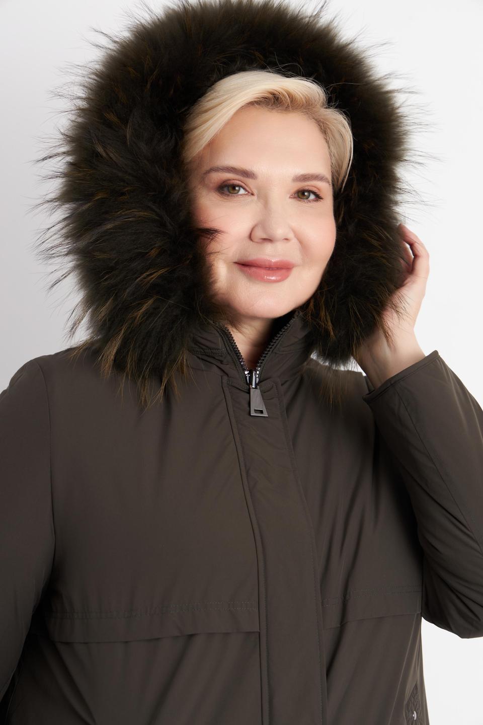 Оливковое стеганое пальто Betty Barclay outdoor с меховой отделкой