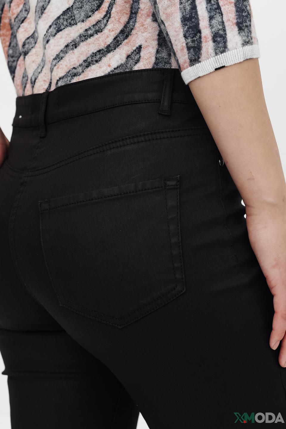 Брюки Betty Barclay черные с восковым эффектом