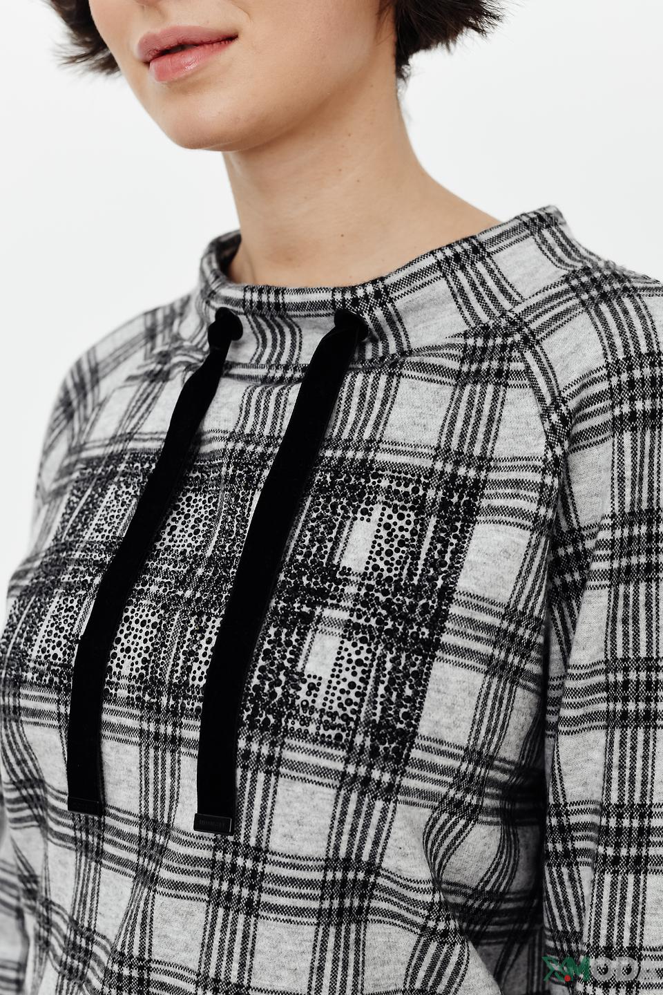 Пуловер Monari в клетку
