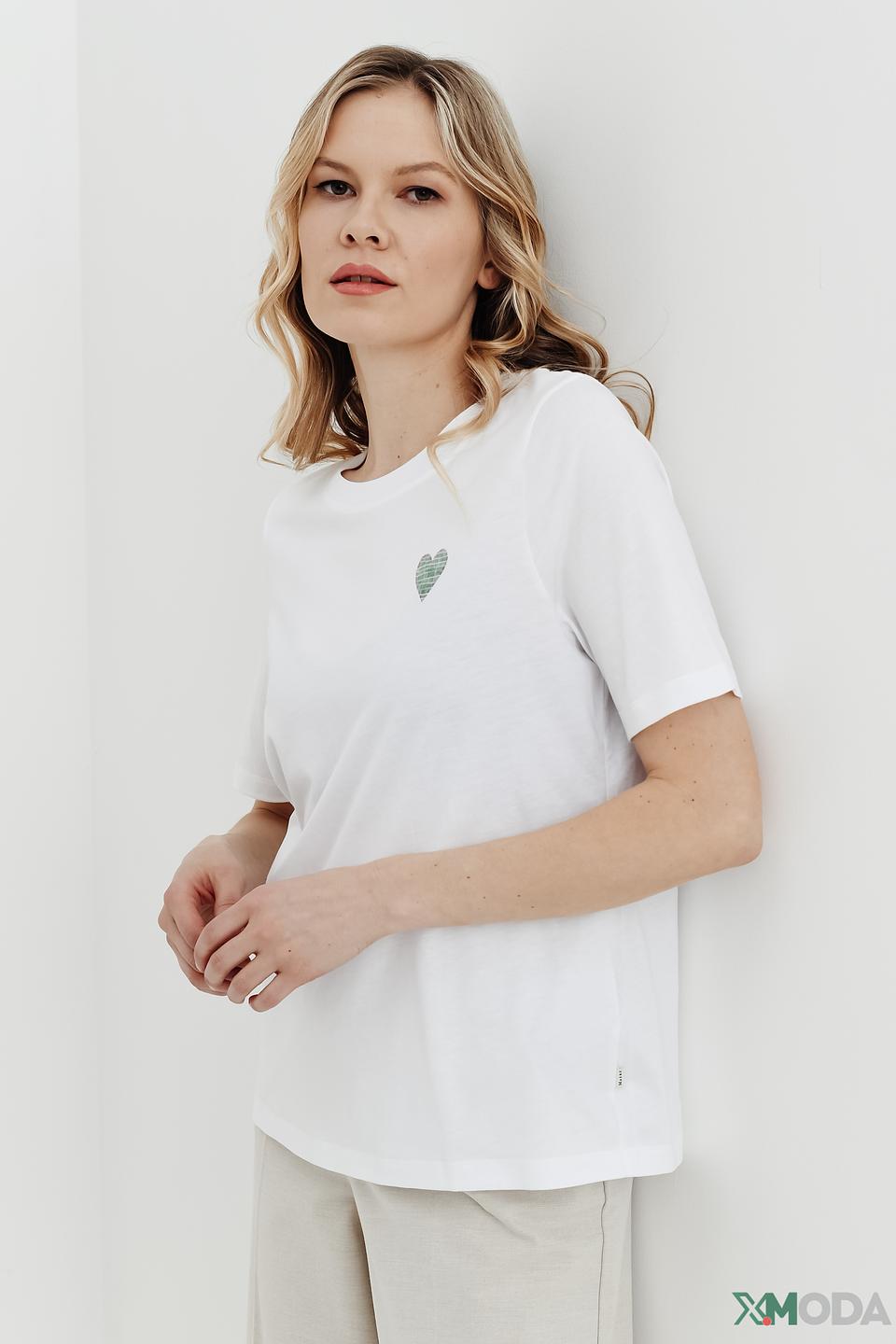 Футболка Maerz с сердцем